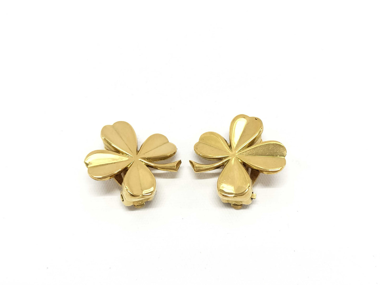 CHANEL CHANEL Earrings 94A Clover Gold Earrings