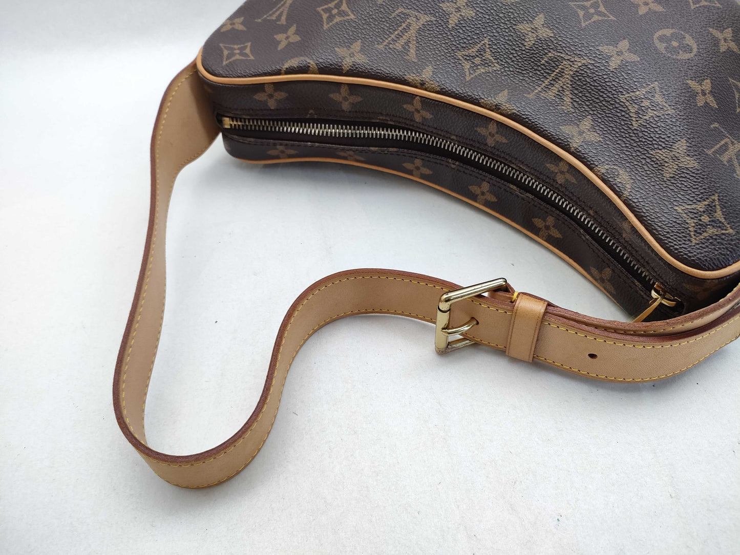 LOUIS VUITTON Monogram Croissant Shoulder Bag