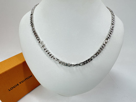 LOUIS VUITTON Louis Vuitton M02248 AK3234 LV Figaro Silver Necklace