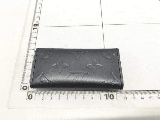 LOUIS VUITTON LV M65162 Monogram Matte Multicle 4 Key Case, 4-Ring Keychain