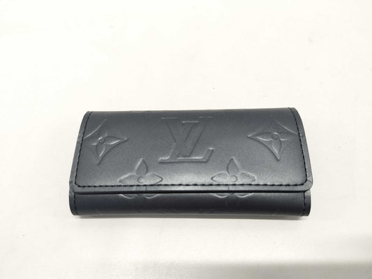 LOUIS VUITTON LV M65162 Monogram Matte Multicle 4 Key Case, 4-Ring Keychain