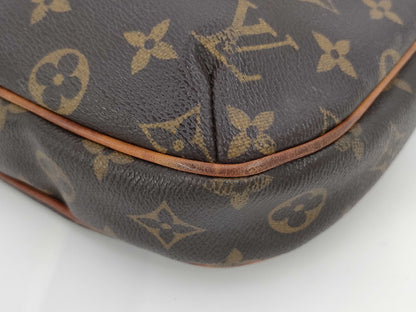 LOUIS VUITTON Louis Vuitton Monogram Odeon Shoulder Bag
