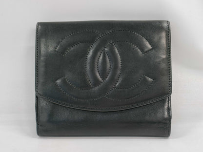 CHANEL Coco Mark Bifold Wallet