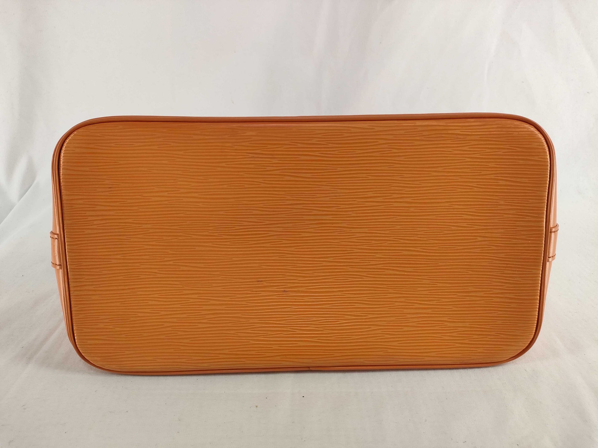 LOUIS VUITTON Epi LV Alma Handbag Pimon Orange Leather Women's Handbag