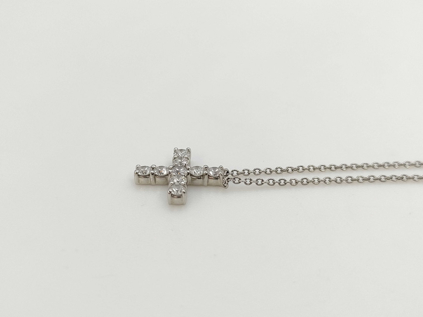 HARRY WINSTON Mini Cross Diamond Pt950 3.6g Necklace 