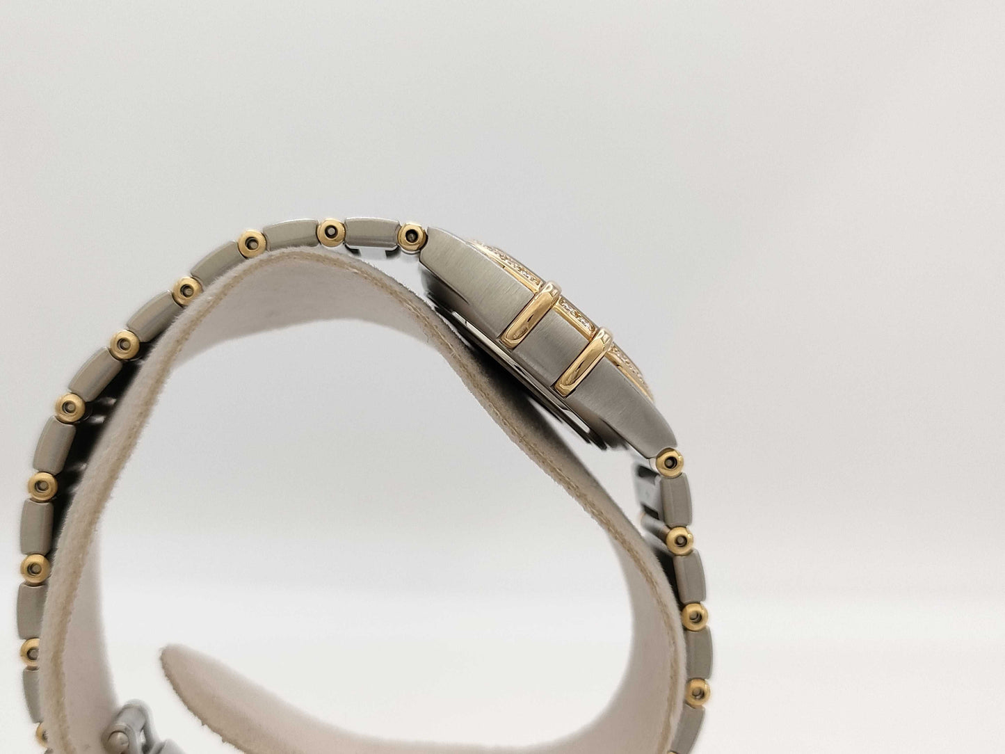 OMEGA 1267.30 Constellation Mini 56130142 Shell Dial Quartz Women's Watch