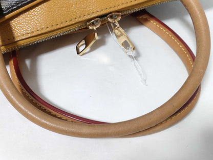 LOUIS VUITTON Louis Vuitton Monogram Pallas Handbag