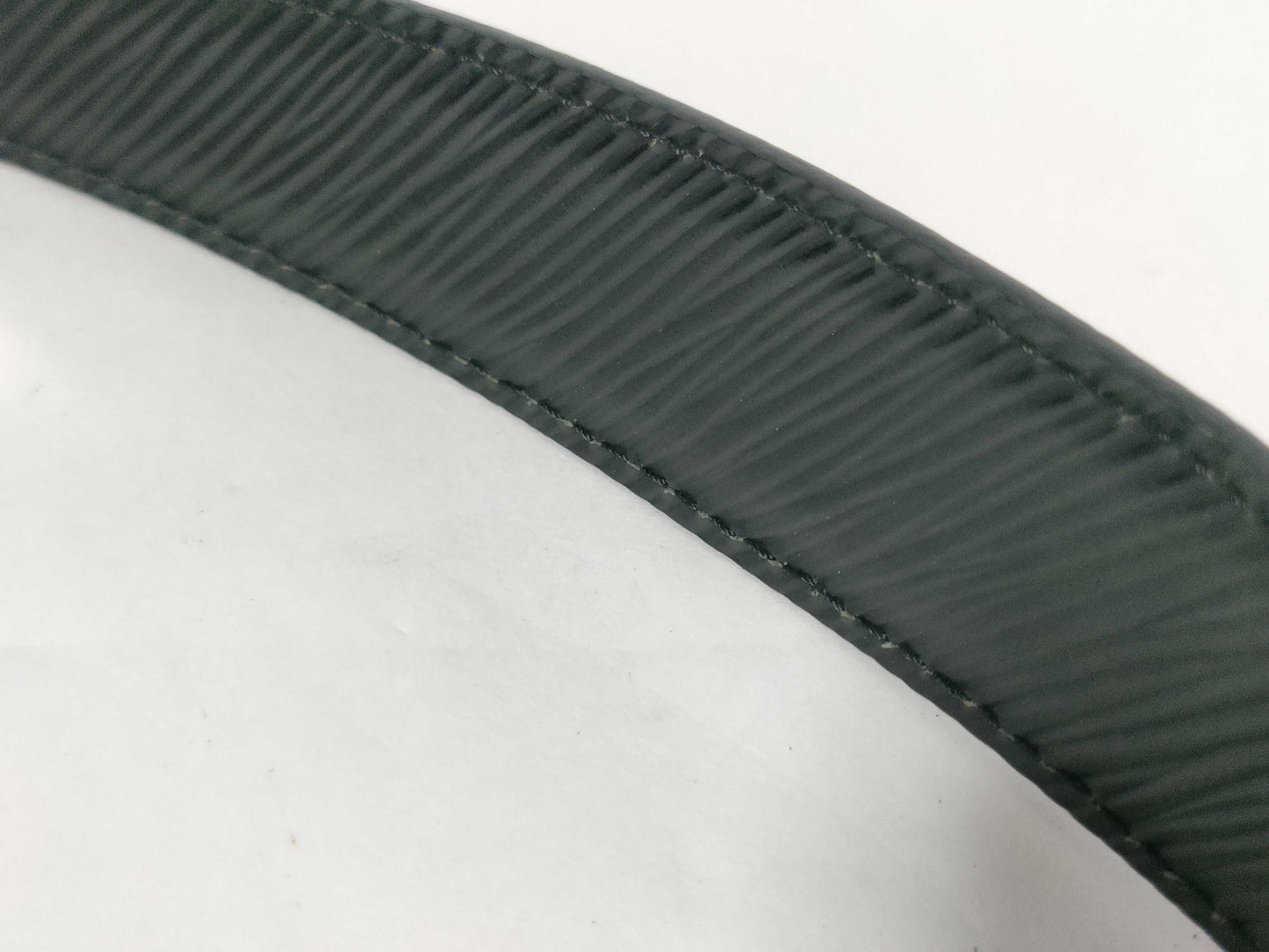 LOUIS VUITTON Twist Shoulder Bag Sequin Shoulder Bag