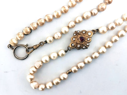 CHANEL Gripoa Rhinestone and Pearl Necklace