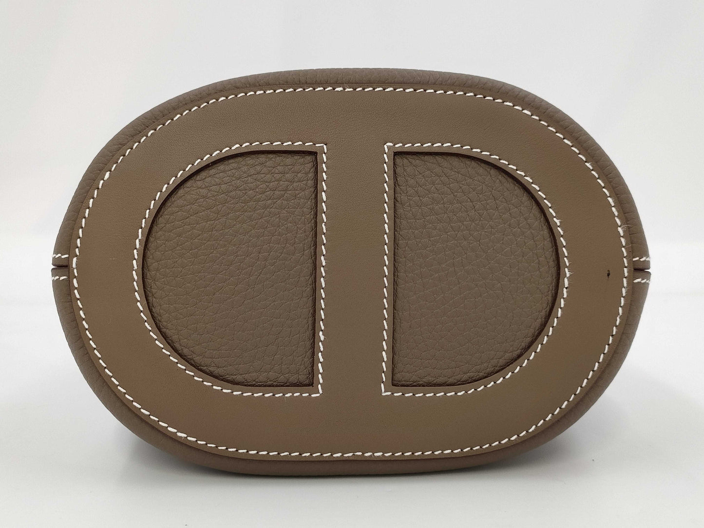 HERMES In the Loop 18 Taurillon Clemence K Stamped Etoupe Handbag