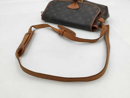 LOUIS VUITTON Monogram Sologne M42250 Brown Shoulder Bag