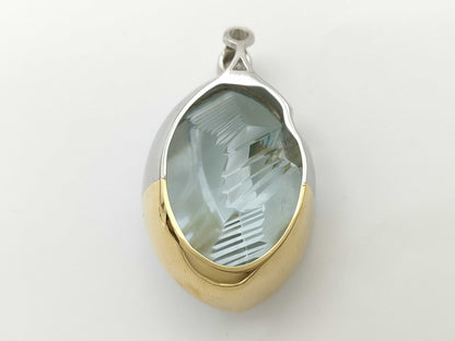 AQ54.49ct D0.23ct Pt950/K18 33.8g Pendant Top 