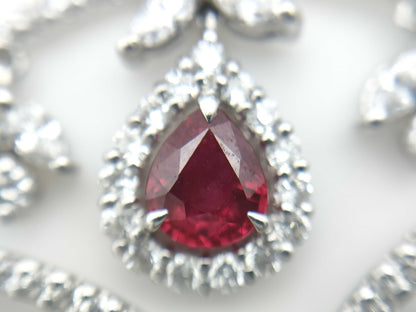 R3.95ct D2.20/0.69ct 750 17.8g Necklace
