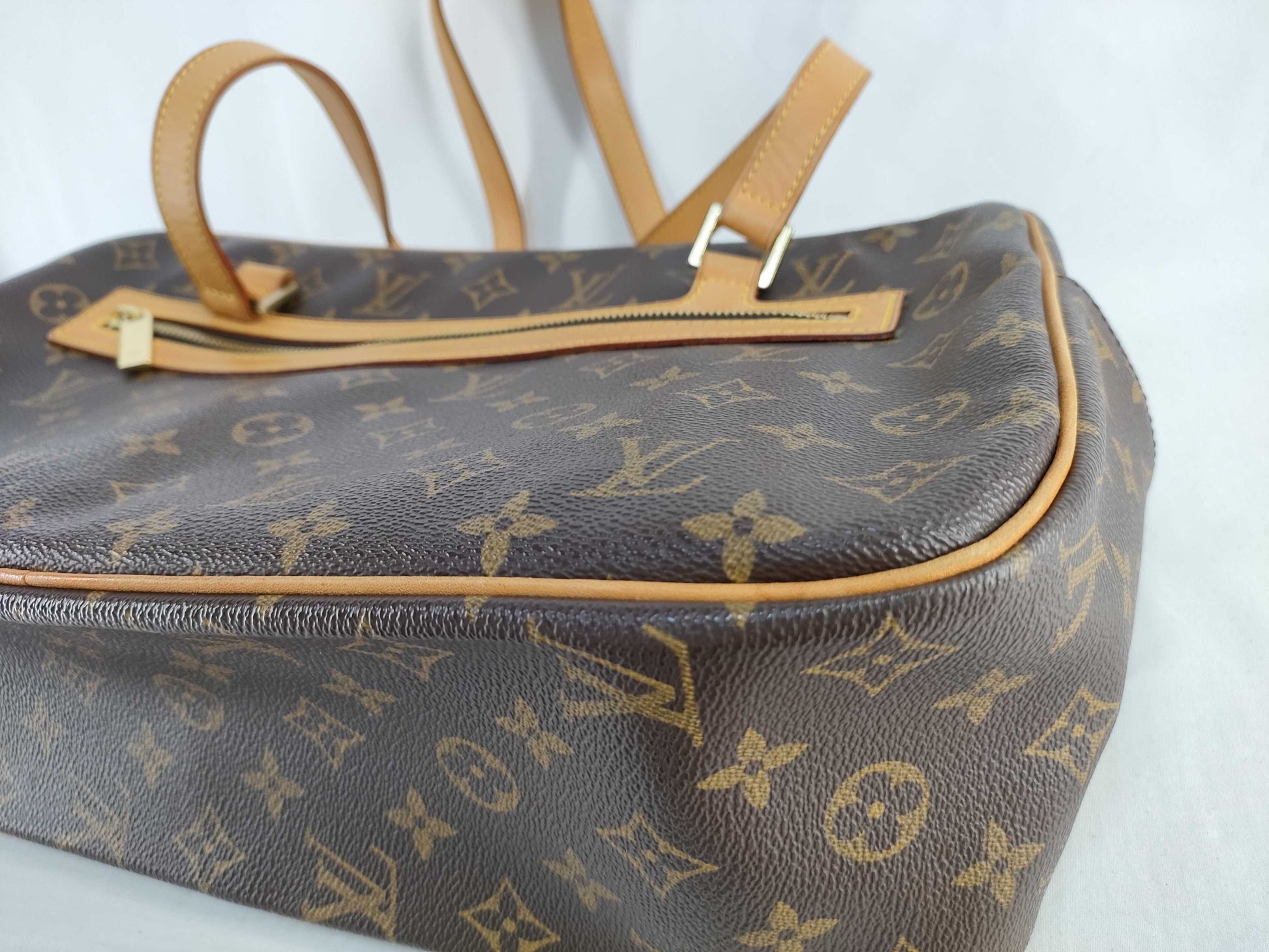 LOUIS VUITTON Monogram LV Monogram Cite GM M51181/FL0013 Handbag