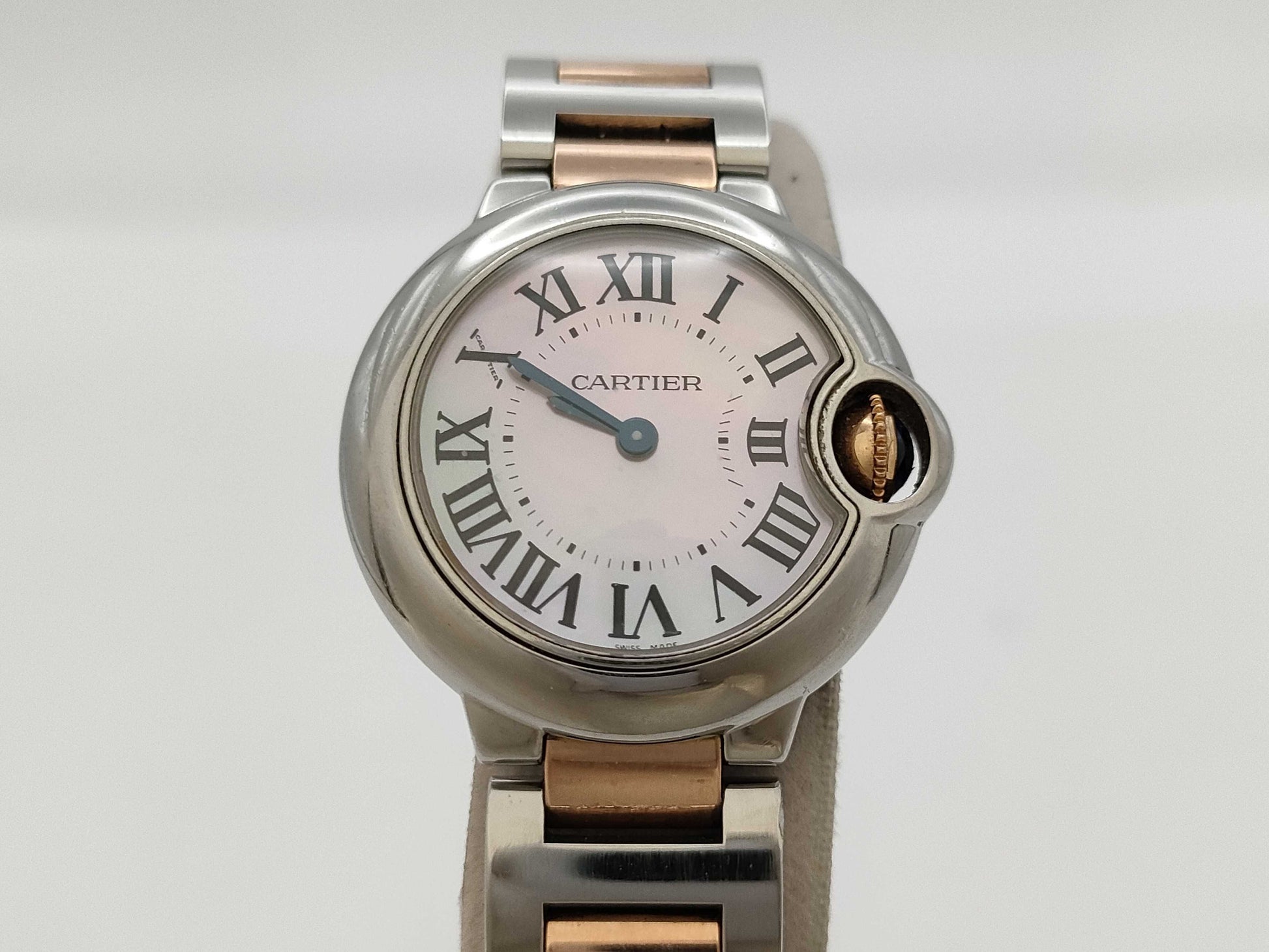 Cartier W6920034 3009428580SX Quartz Shell Dial Women's Watch