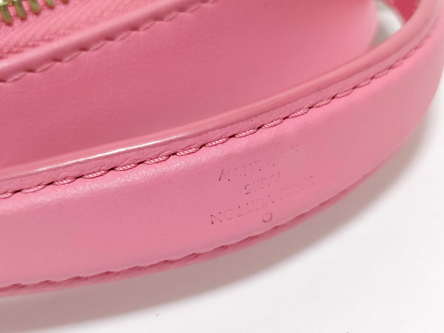 LOUIS VUITTON LOUIS VUITTON Louis Vuitton Heart Chain Shoulder Bag Handbag