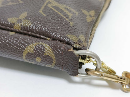 LOUIS VUITTON Monogram Pochette Accessoires M51980Pouch