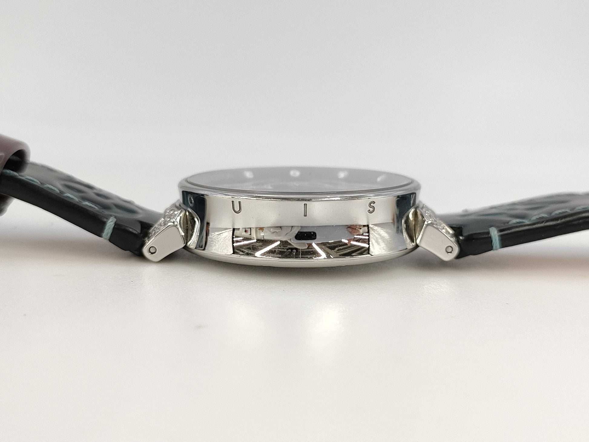 LOUIS VUITTON Tambour QA095 TX7876 Quartz Boys Watch