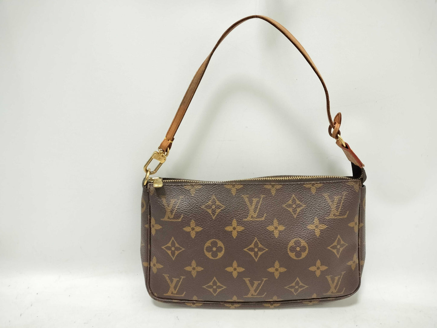 LOUIS VUITTON Monogram Accessory Pouch