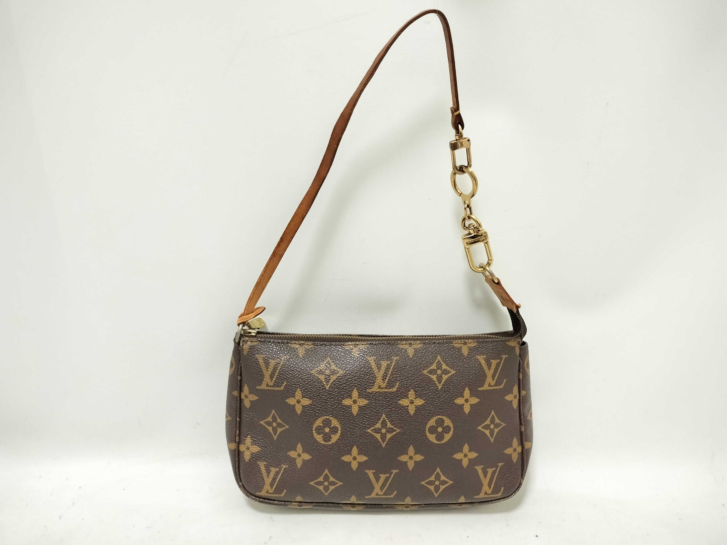 LOUIS VUITTON Monogram Accessory Pouch