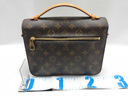 LOUIS VUITTON Monogram Louis Vuitton Message Shoulder Bag Shoulder Bag