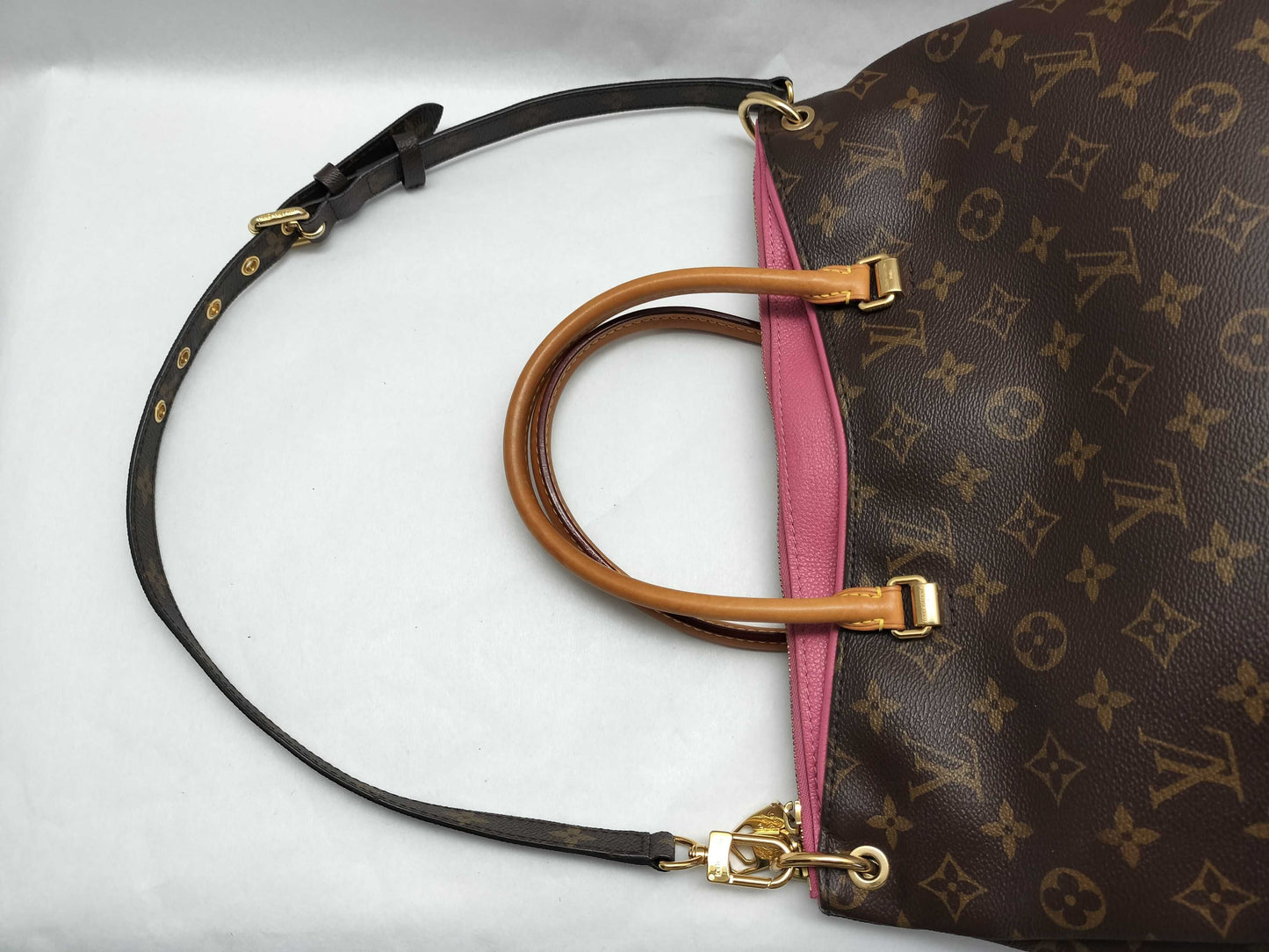 LOUIS VUITTON Monogram Louis Vuitton Monogram Shoulder Bag Shoulder Bag
