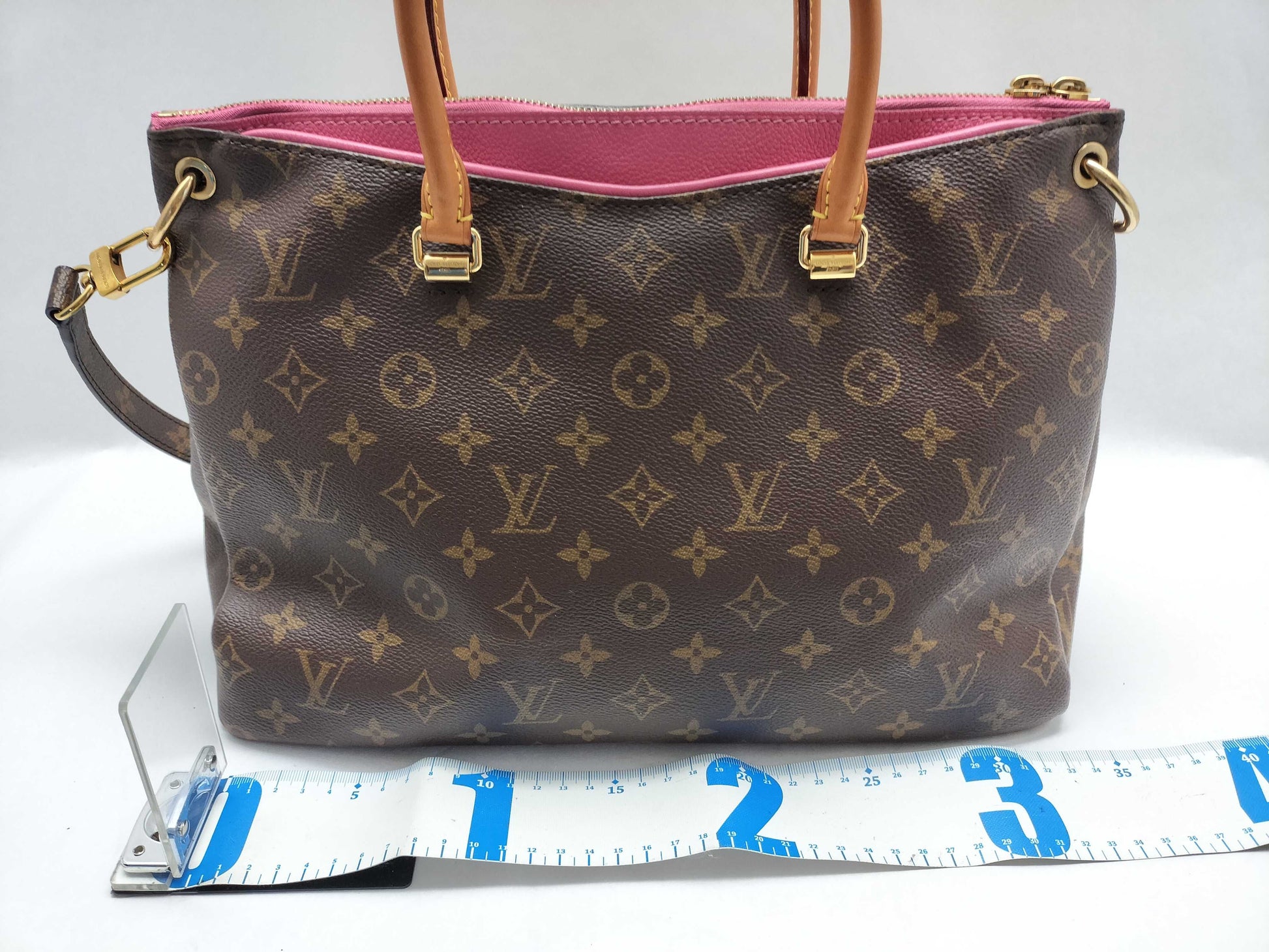 LOUIS VUITTON Monogram Louis Vuitton Monogram Shoulder Bag Shoulder Bag