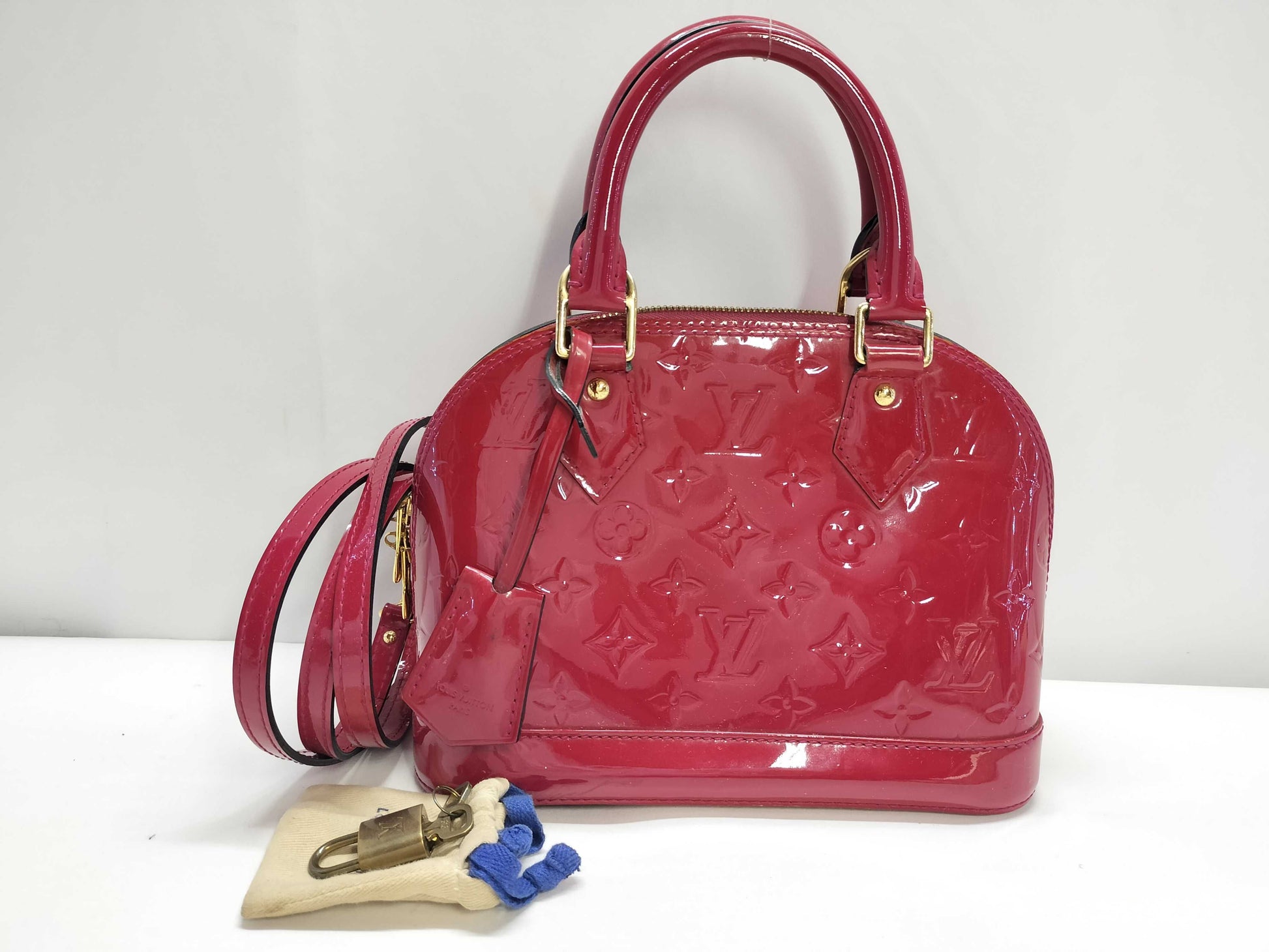 LOUIS VUITTON Vernis Louis Vuitton Enamel Alma BB Shoulder Bag Handbag