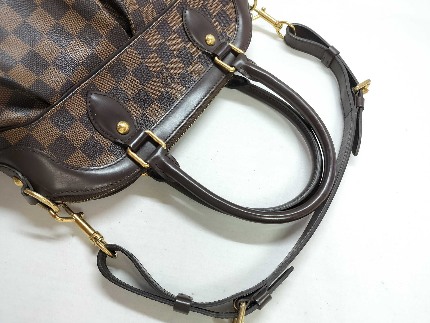 LOUIS VUITTON Damier Louis Vuitton Damier Hand Shoulder Bag and Handbag