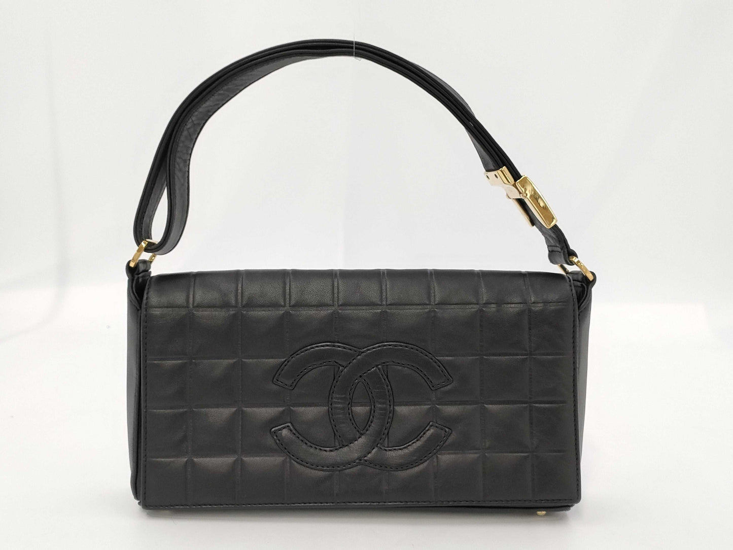 CHANEL Matlasse Shoulder Bag Handbag