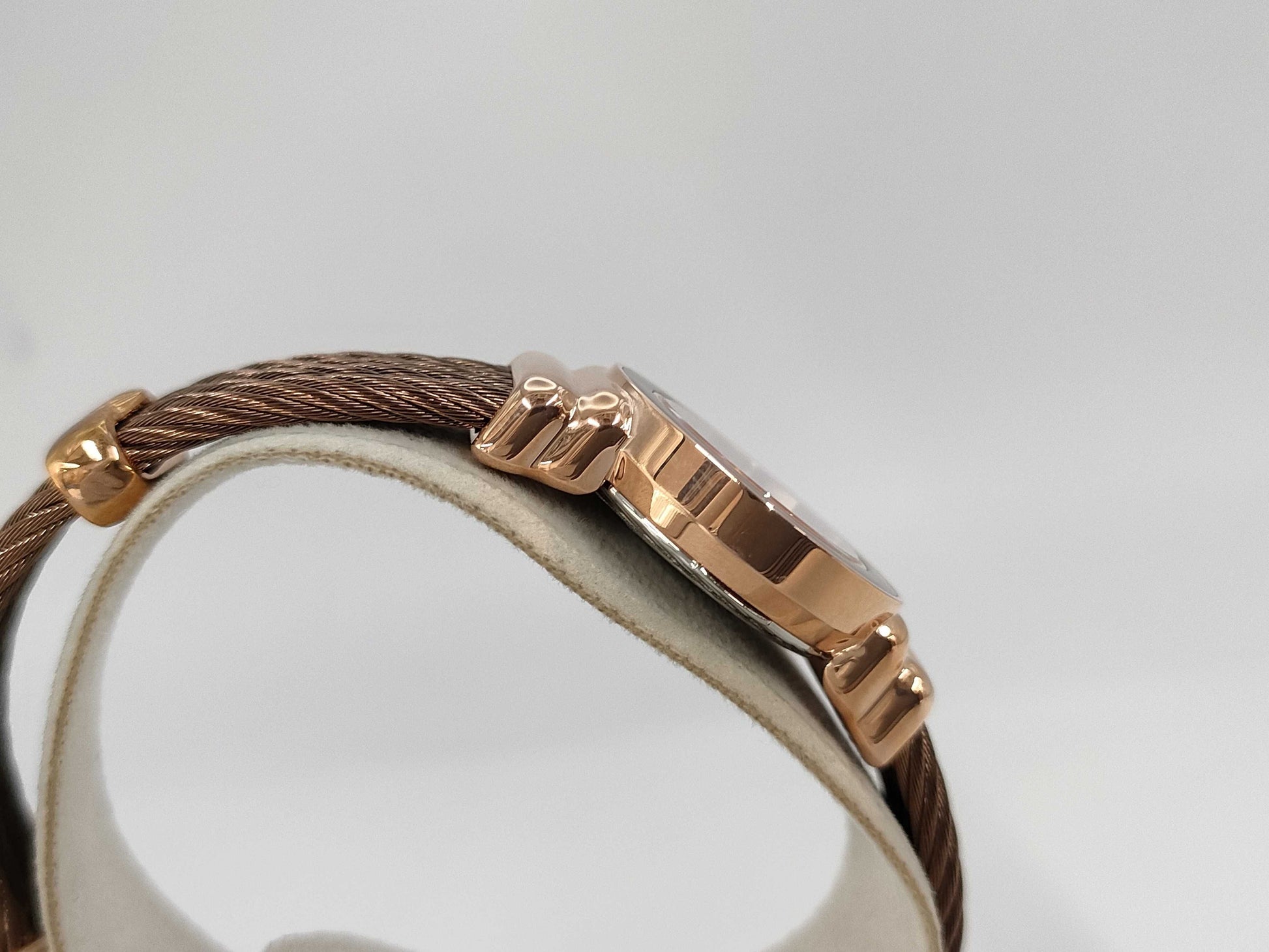 CHARRIOL 20P1BR.523.006 04036 Quartz Women's Watch