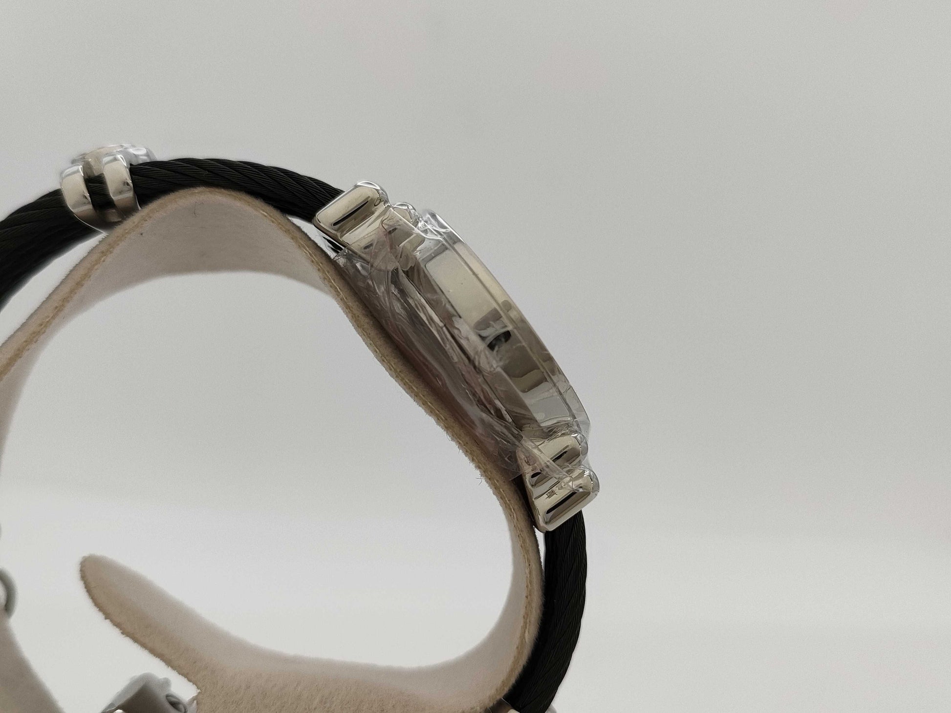 CHARRIOL 028SBD1.545.559S G09113 Quartz Black Shell Dial Women's Watch