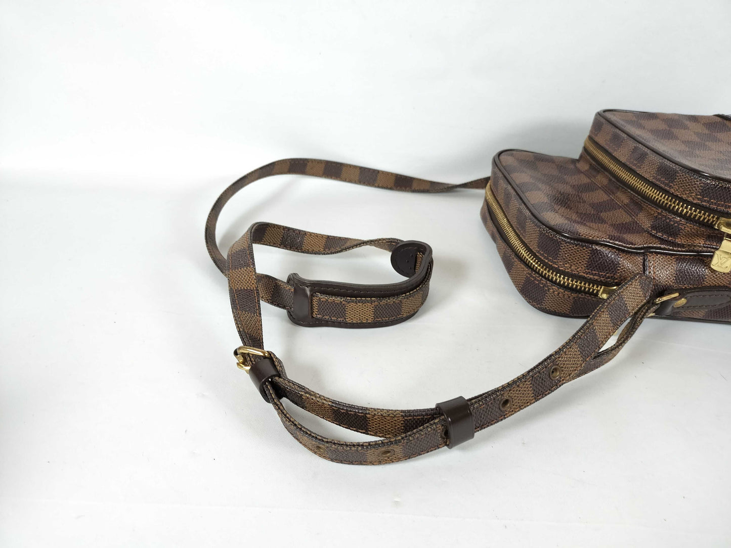 LOUIS VUITTON Damier LV Amazon Damier Shoulder Bag