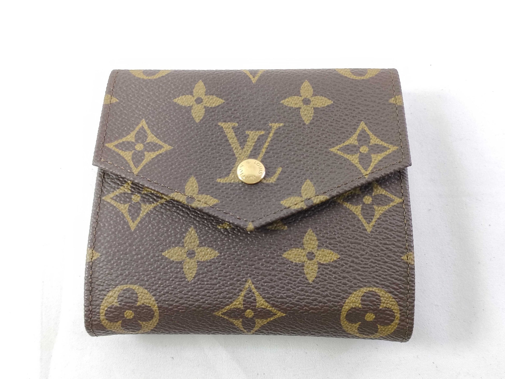 LOUIS VUITTON Monogram Louis Vuitton Wallet