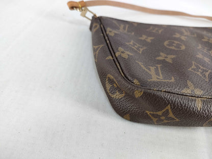 LOUIS VUITTON Monogram Accessoir Monogram VI0061 Pouch