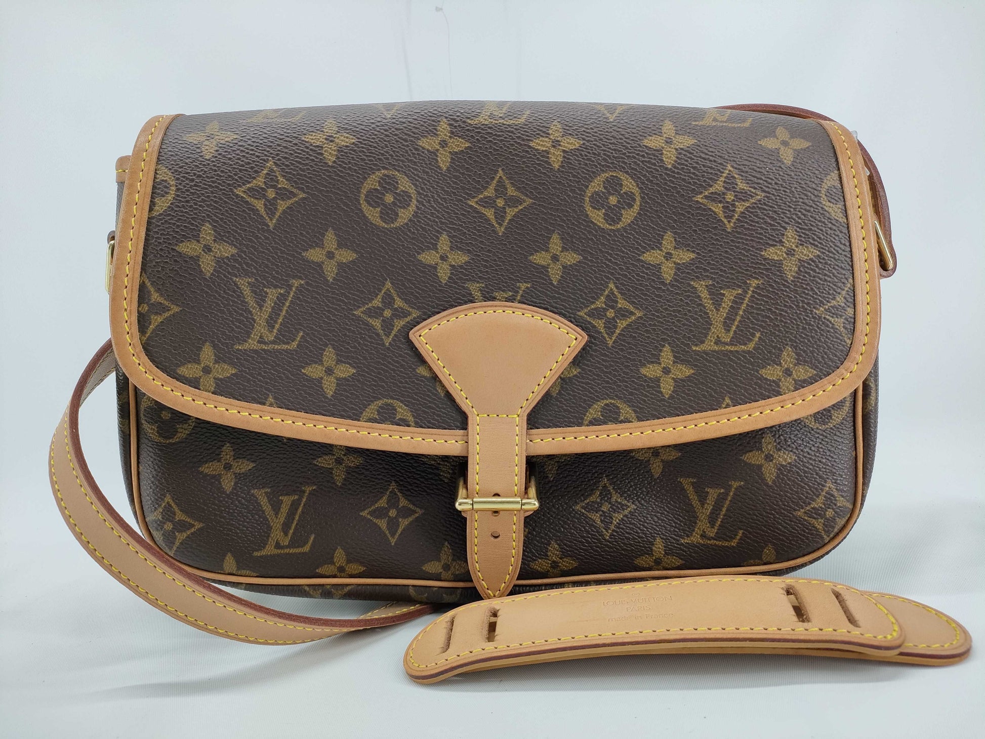 LOUIS VUITTON Monogram LOUIS VUITTON Monogram Sologne M42250 Shoulder Bag