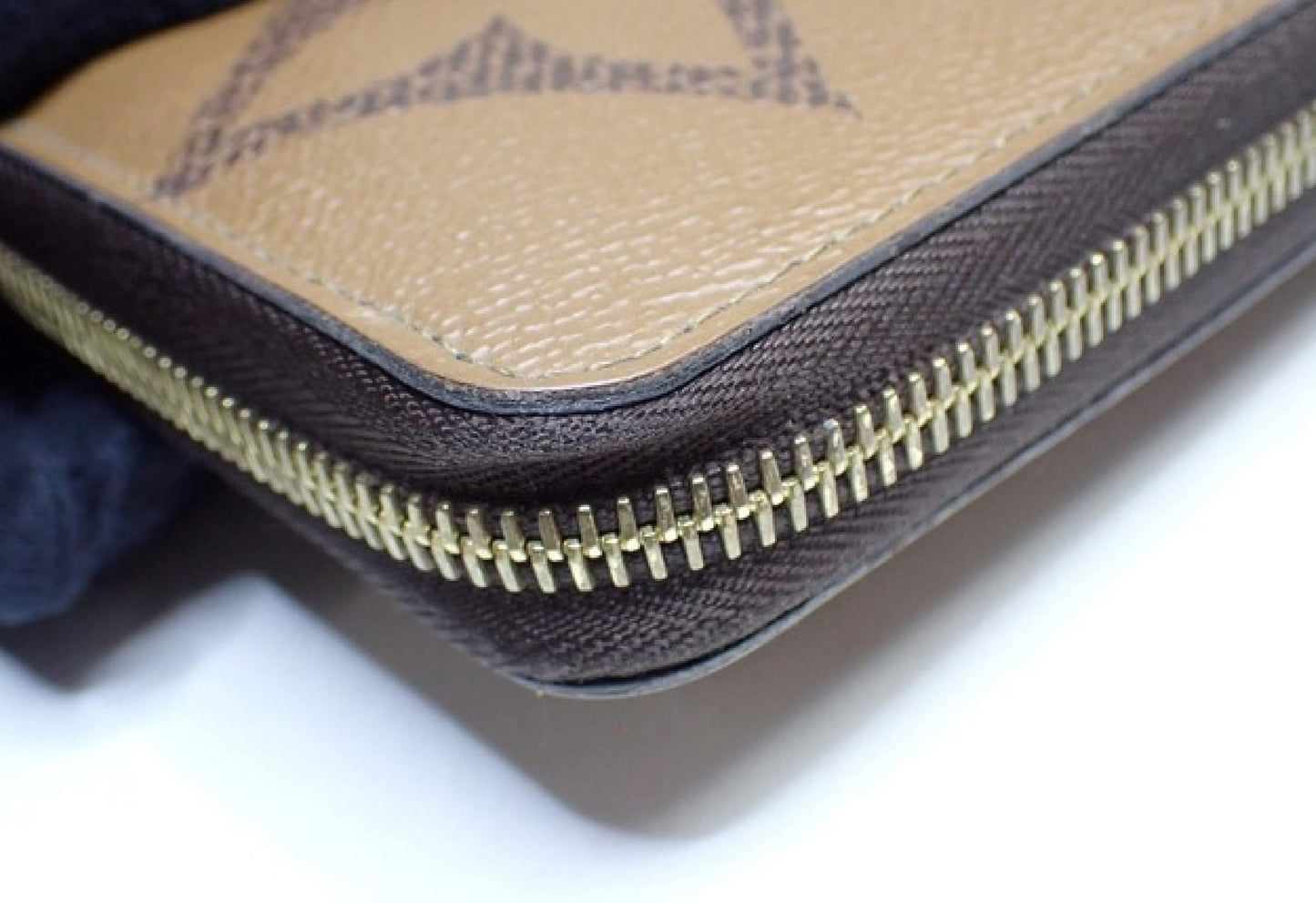 LOUIS VUITTON Monogram Zippy Wallet Second Bag