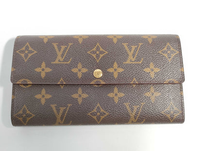 LOUIS VUITTON Monogram LV Wallet