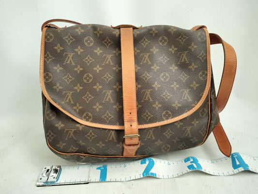 LOUIS VUITTON Monogram LOUIS VUITTON Monogram M42256 Saumur 30 Shoulder Bag Shoulder Bag