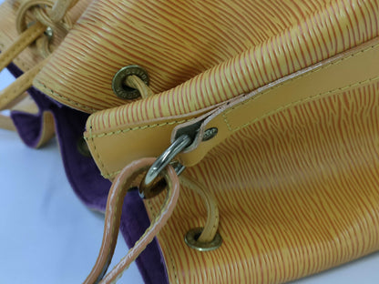 LOUIS VUITTON Louis Vuitton Epi Handbag