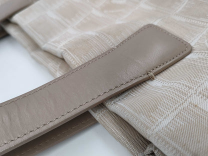 CHANEL New Travel Tote Bag Tote Bag