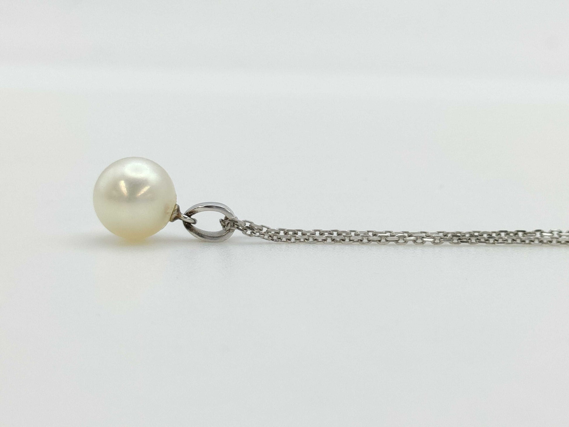 MIKIMOTO Pearl Necklace, 8.6mm Diameter, 18K Gold, 5.3g 