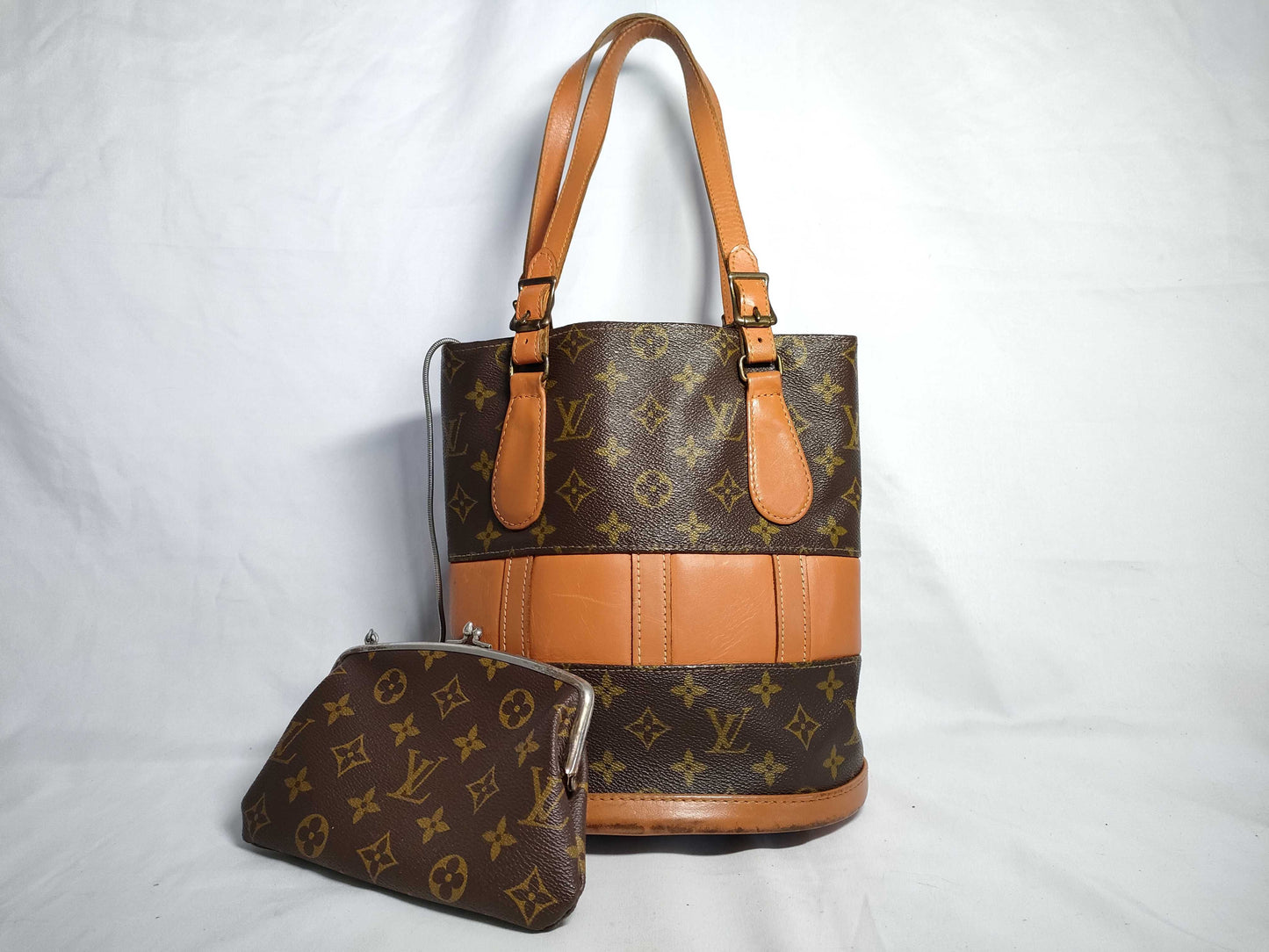 LOUIS VUITTON Vuitton Bags & Bags