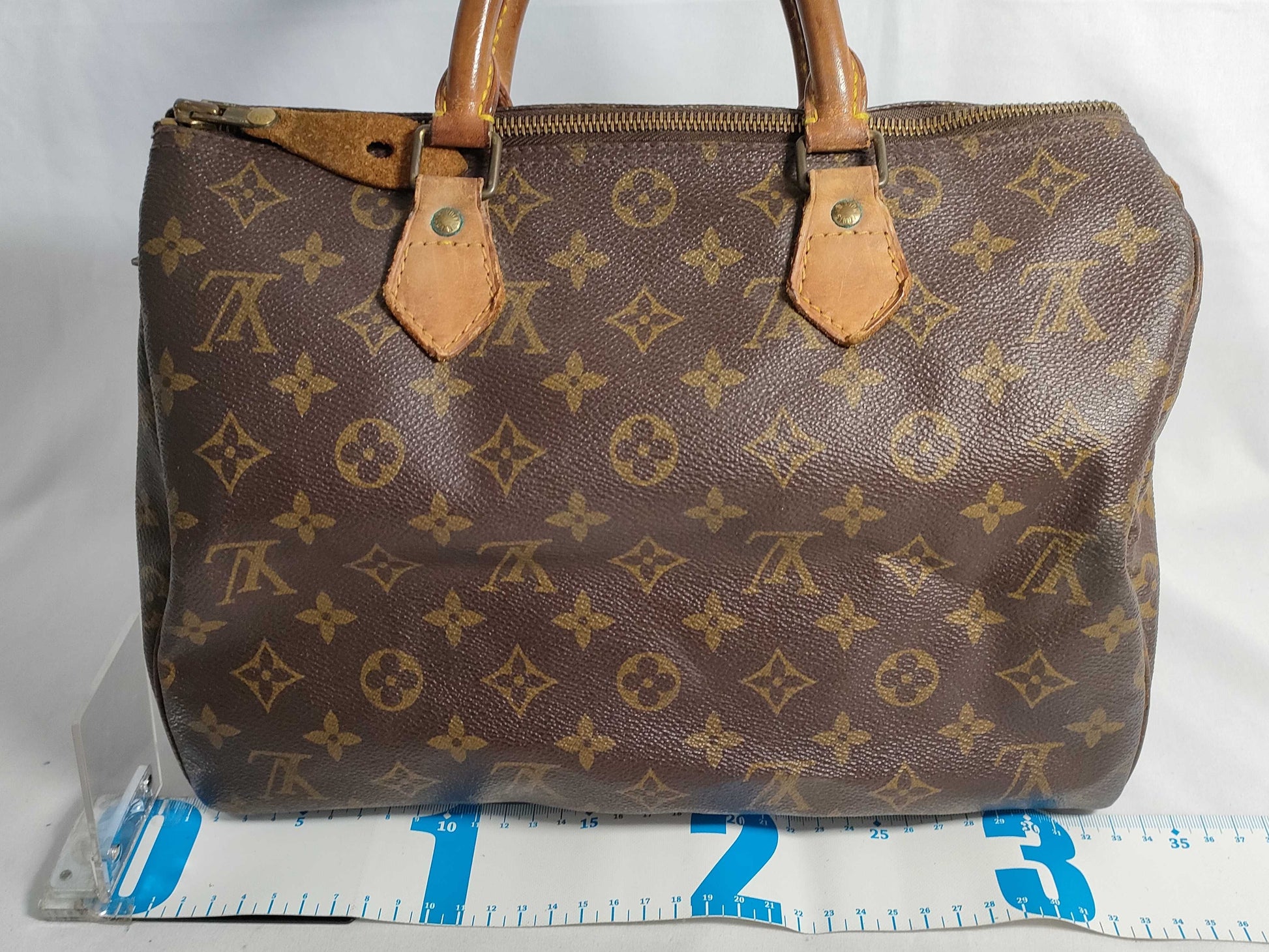 LOUIS VUITTON Monogram Vuitton Bag Handbag