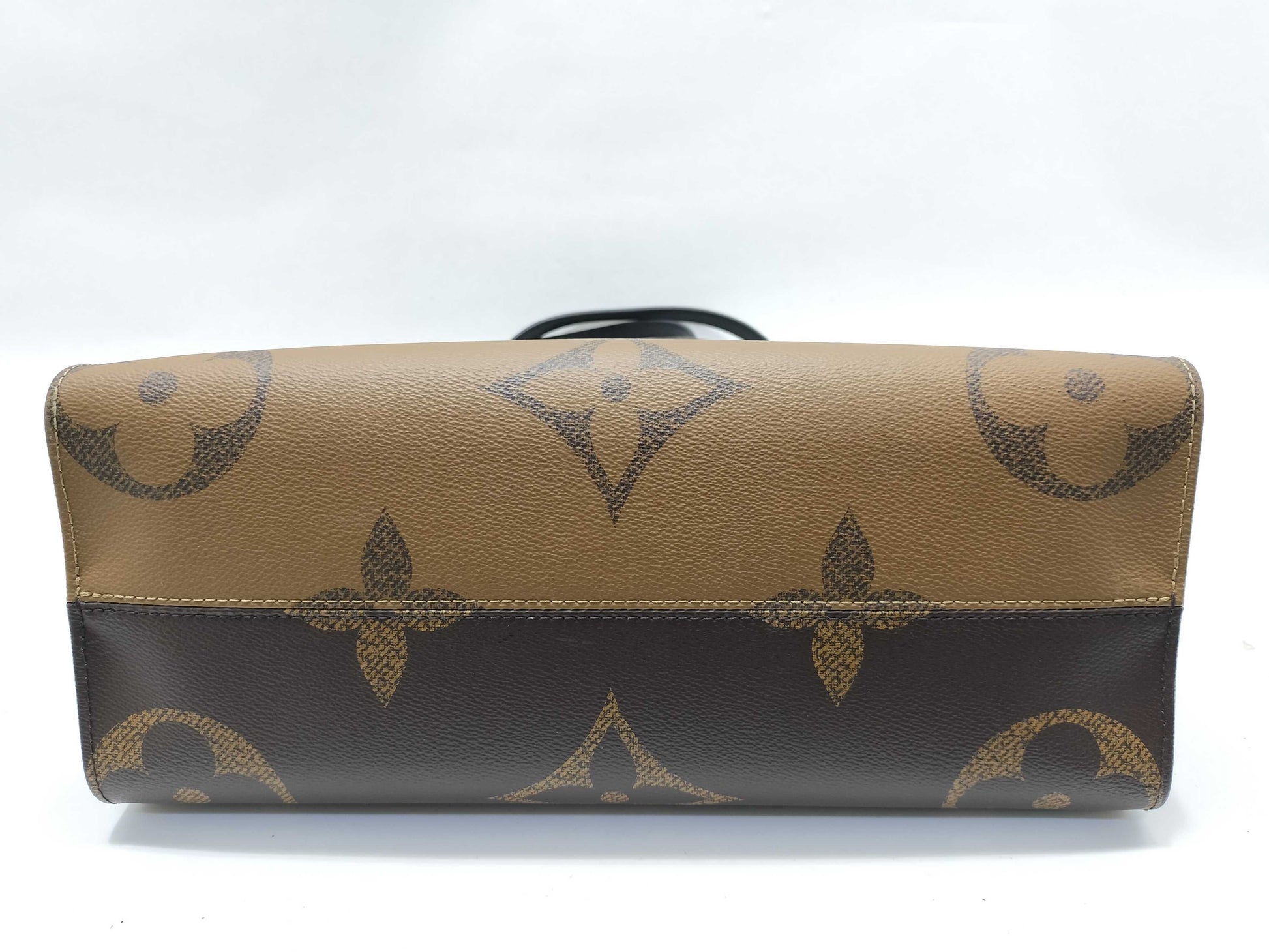 LOUIS VUITTON Louis Vuitton M45321 On-the-Go MM Tote Bag