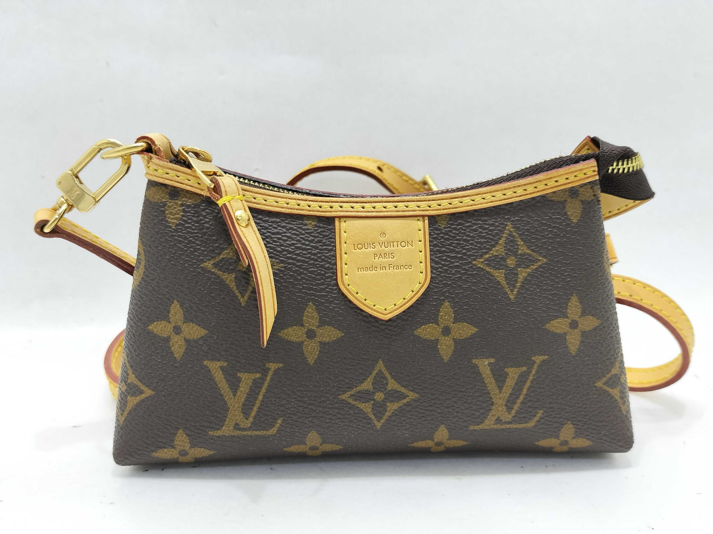 LOUIS VUITTON Monogram Monogram Mini Pochette Delightful Pouch