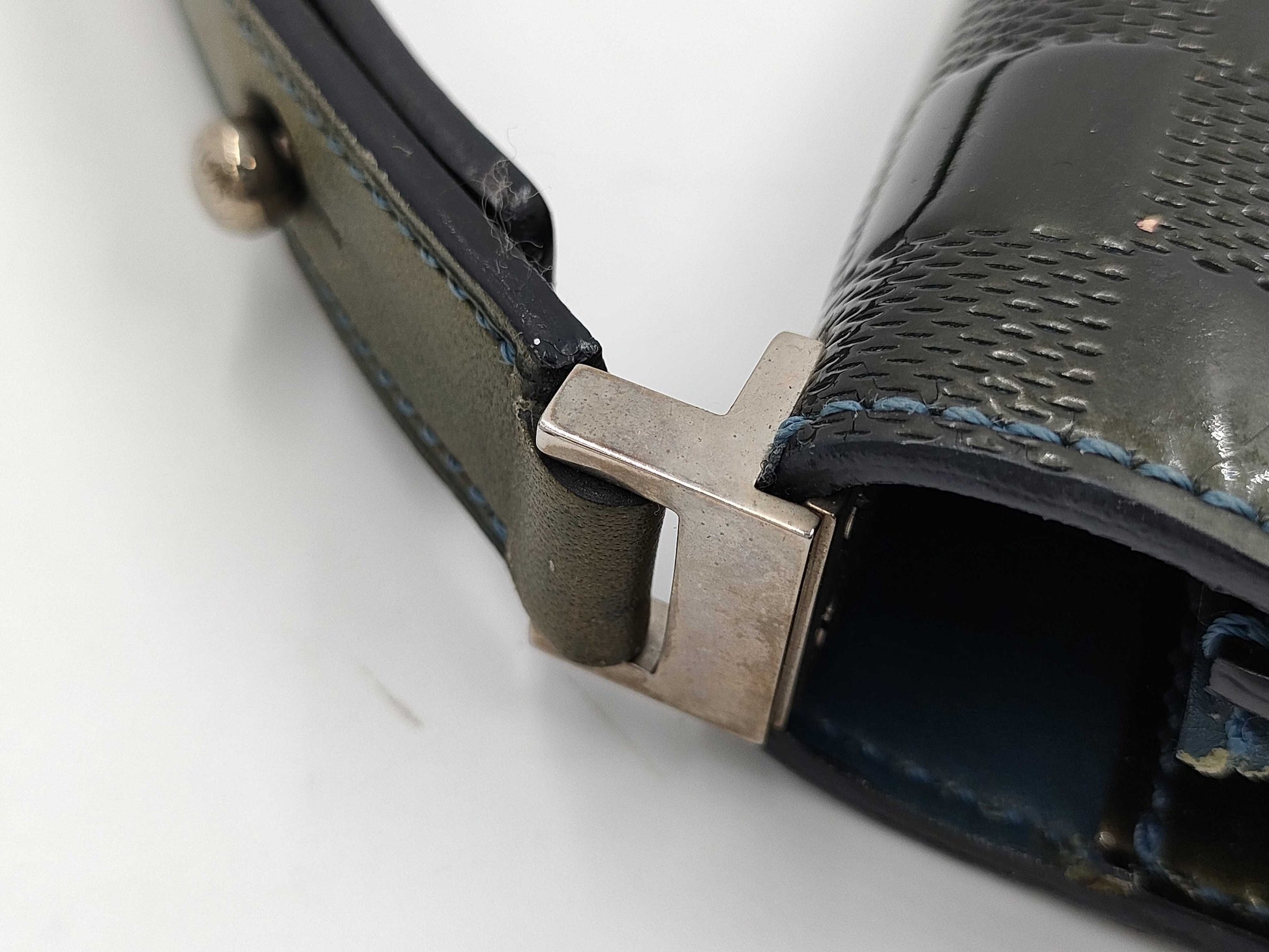 LOUIS VUITTON Verni Verni Cabaret Shoulder Bag