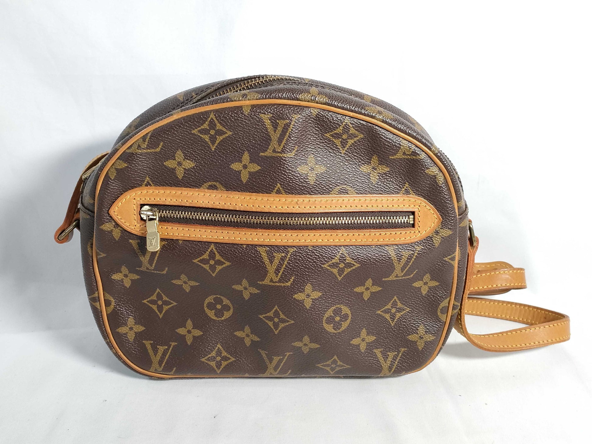 LOUIS VUITTON Monogram Senlis M51222 Shoulder Bag