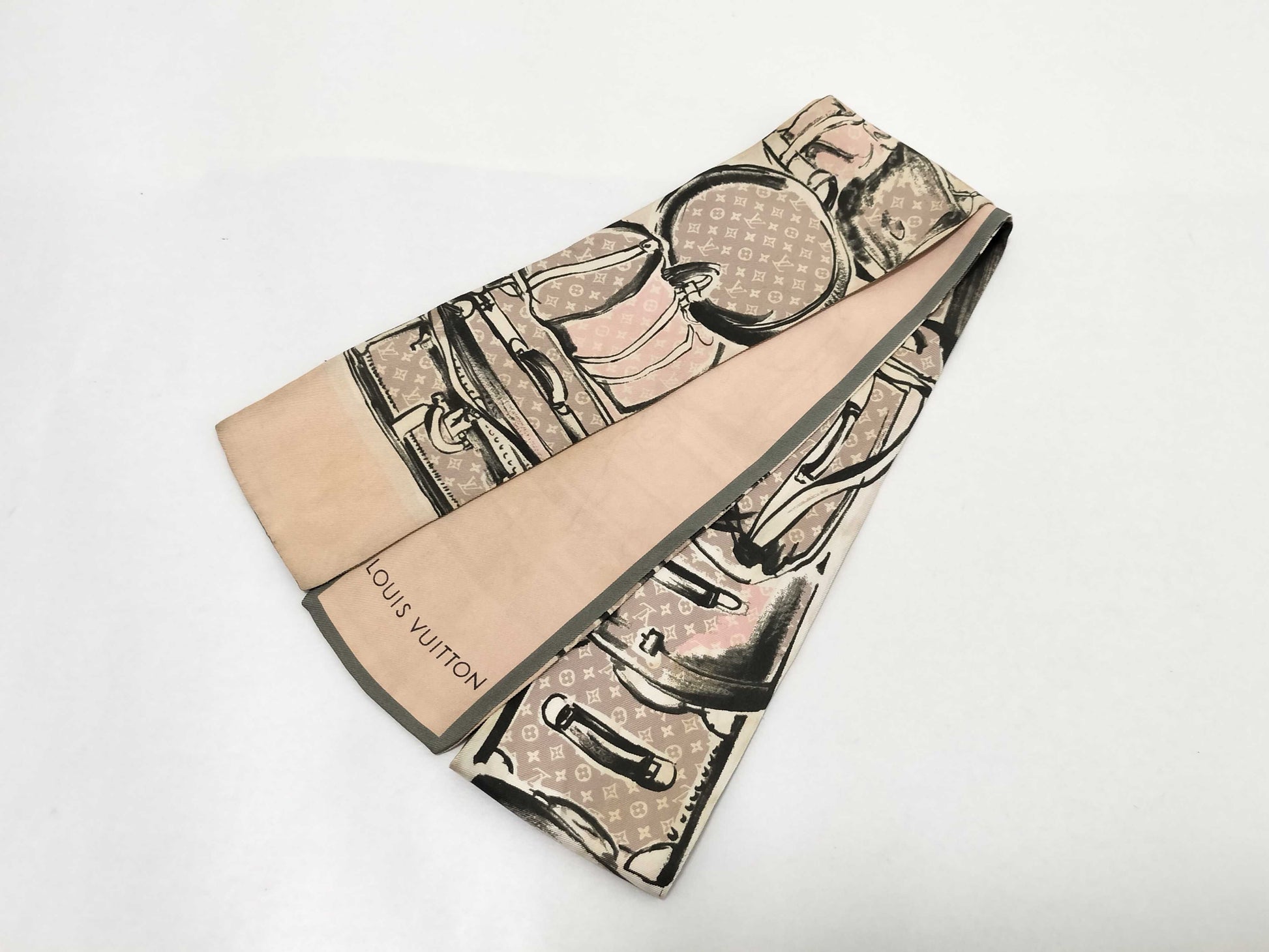 LOUIS VUITTON Vuitton Bandeau Trunk M73965 Monogram Confidential Twiley Scarf Scarf