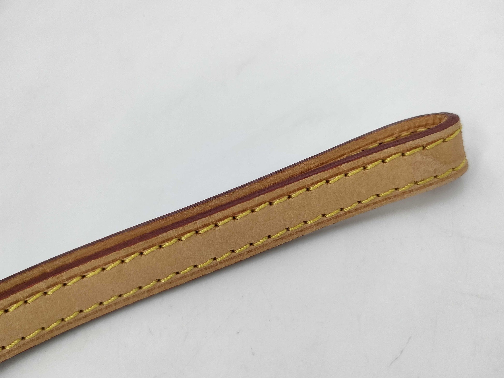 LOUIS VUITTON Vernis Monogram Fleur de Je Manège Clutch Bag